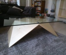 Table Pyramide